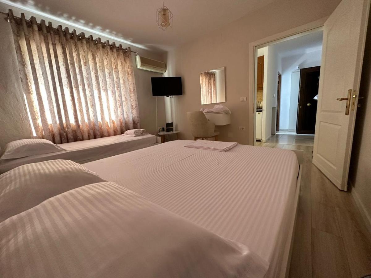 Klinti'S Apartment Берат Екстериор снимка